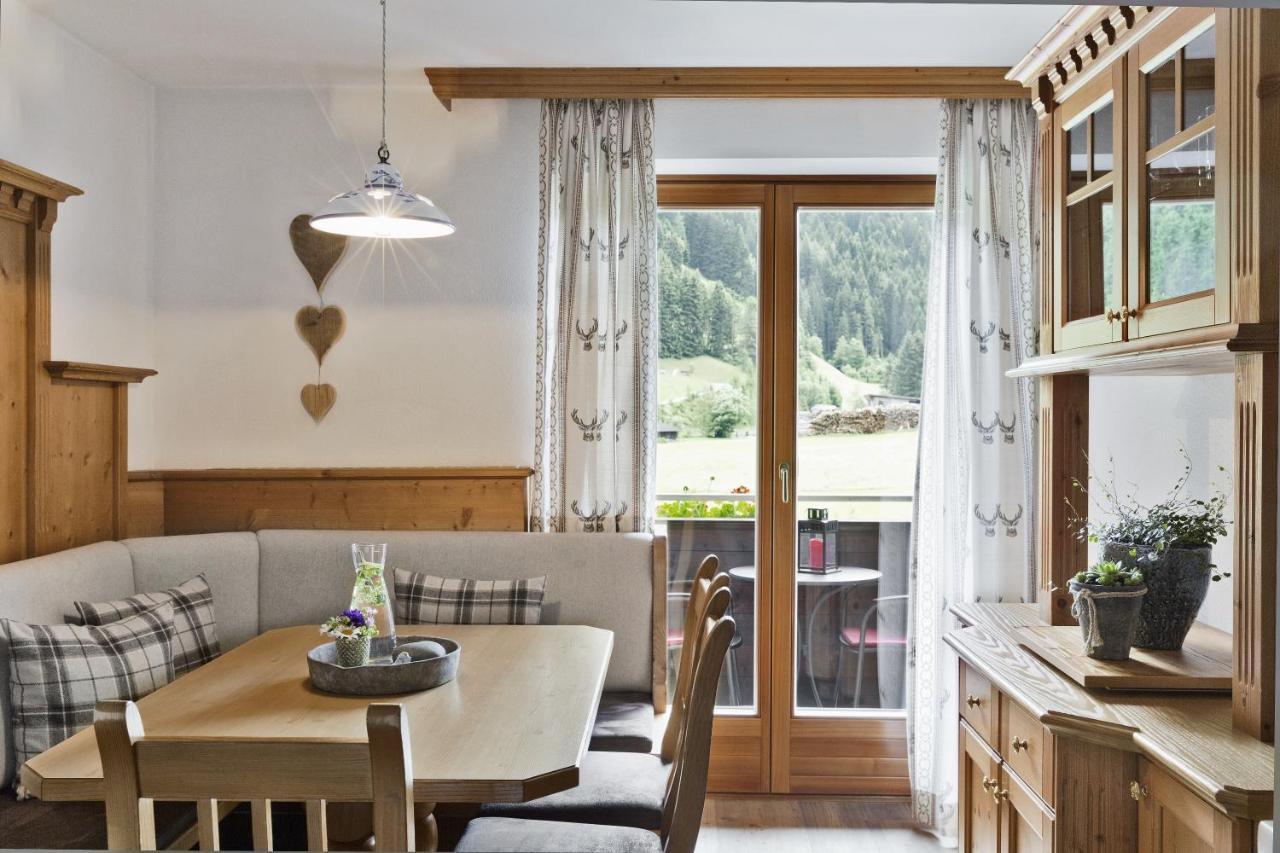 Feriendorf Holzlebn Grossarl Habitación foto